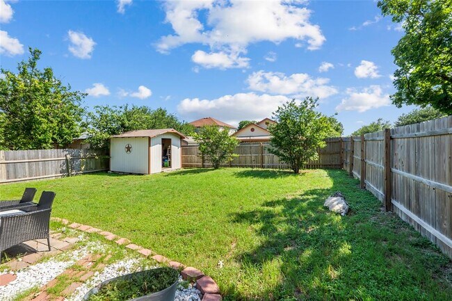 Building Photo - 3101 Hailey Ln