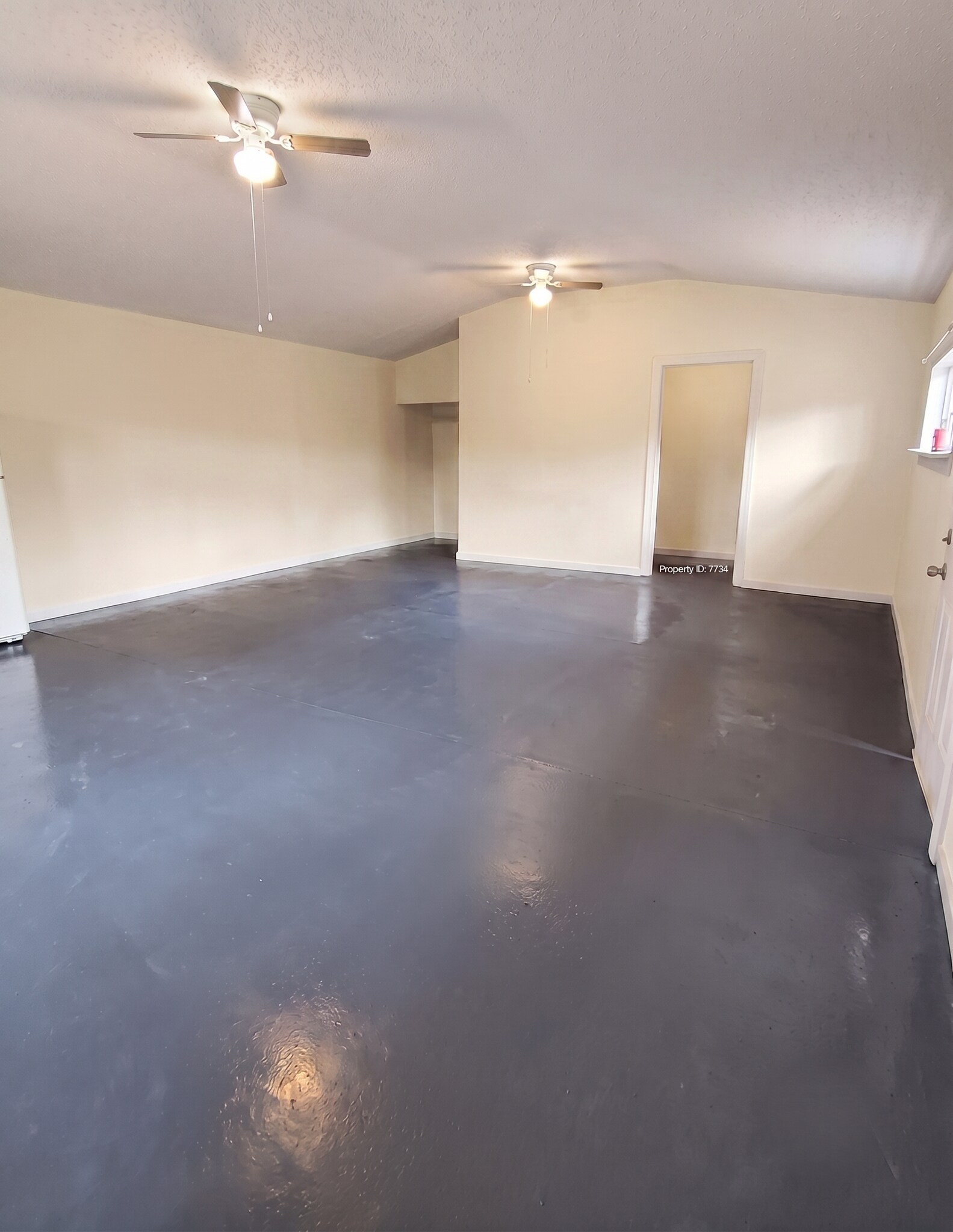 Building Photo - 103 Englewood Dr