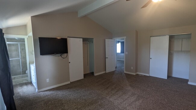 Building Photo - 11712 NE 67th Pl