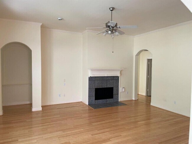 Building Photo - 5306 Chasewood Dr