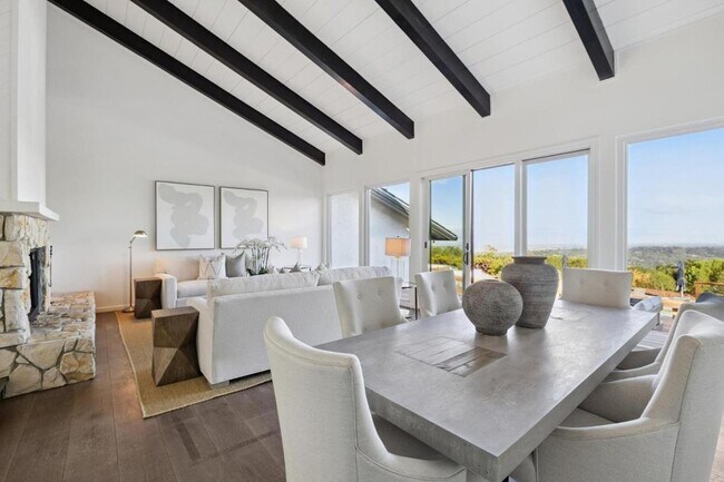 Building Photo - 6 Friars Ln