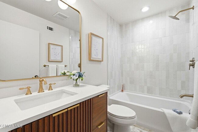 Building Photo - 41040 Village 41