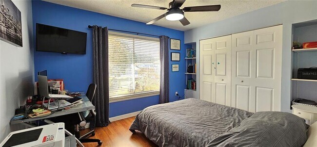 Building Photo - 10123 Fairtree Ln