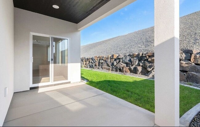 Building Photo - 6646 W 24th Ave