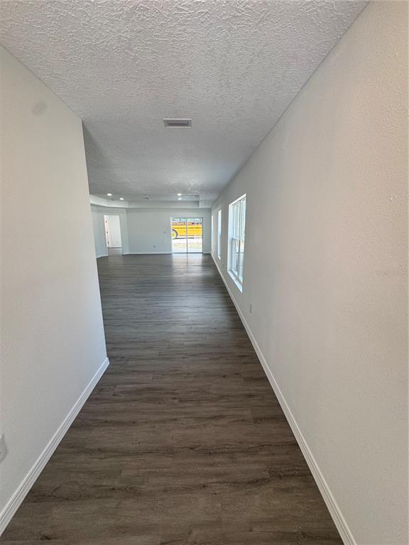 Building Photo - 8448 Balm St