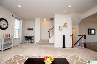 Building Photo - 2206 Cook Dr