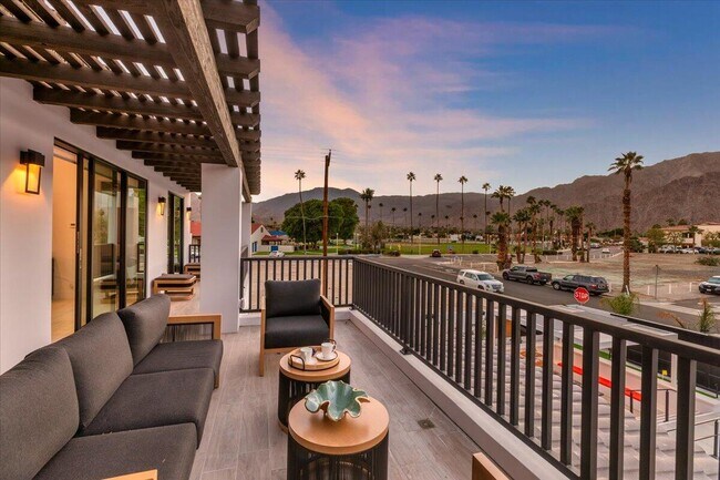 Building Photo - 51116 Avenida Mendoza