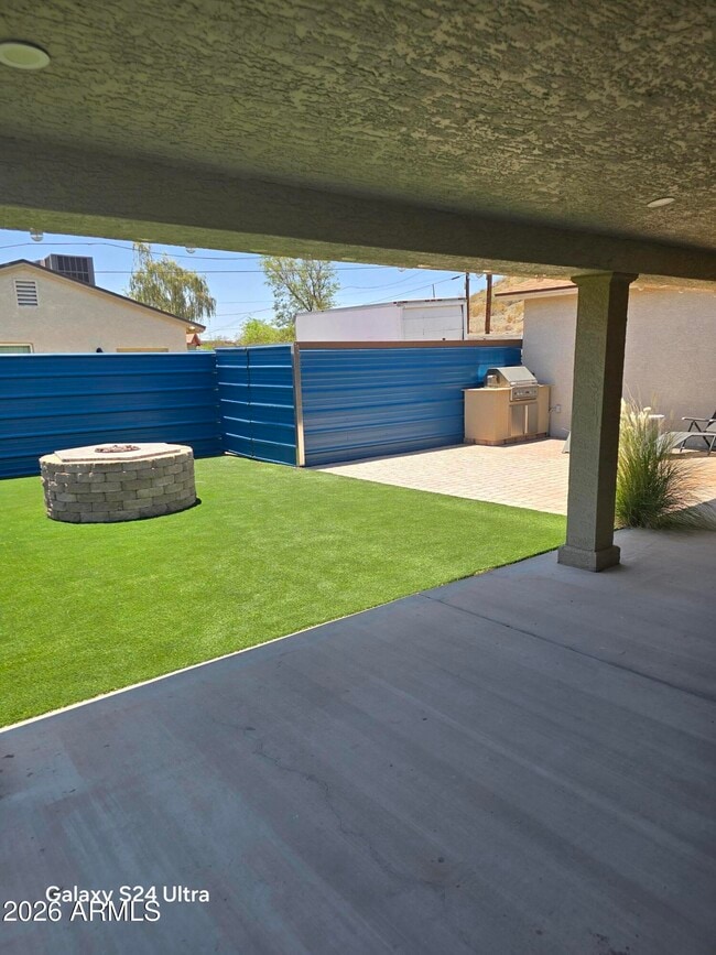 Building Photo - 1133 E Butler Dr