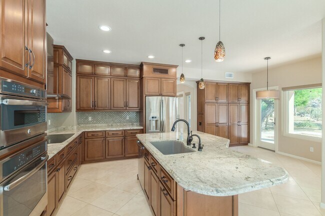 Building Photo - Beautiful Preserve Lot with Beautiful views