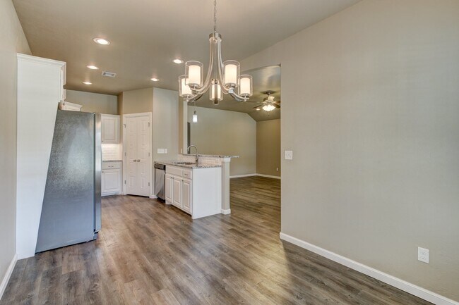 Building Photo - 8809 SW 55th St