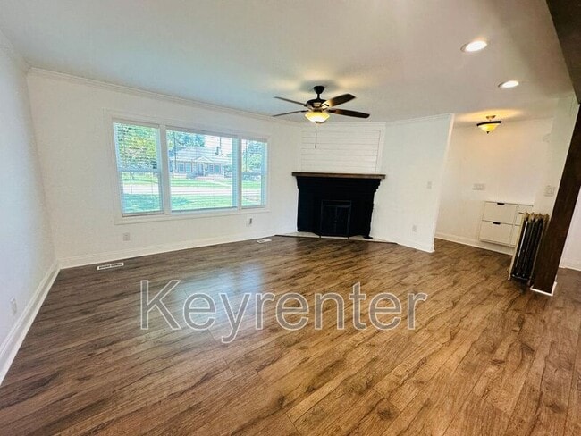 Building Photo - 602 W Glenwood Ave NE
