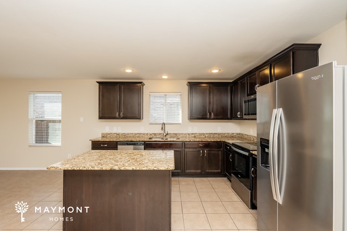 Building Photo - 10008 Calcite Dr