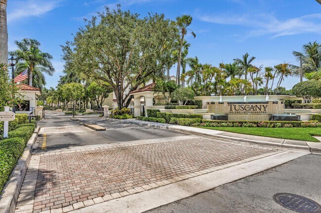 Building Photo - 4216 Tuscany Way