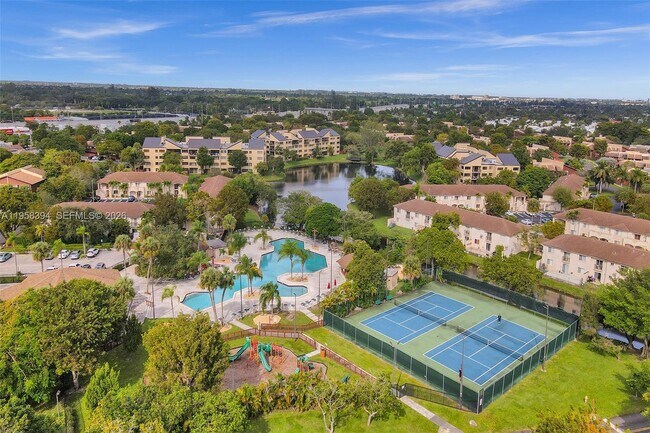 Building Photo - 6907 SW 115th Pl