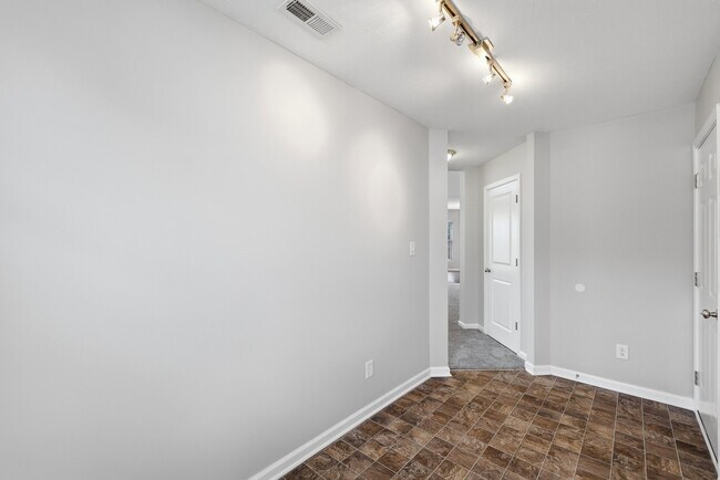 Building Photo - 8110 Eskerban Dr