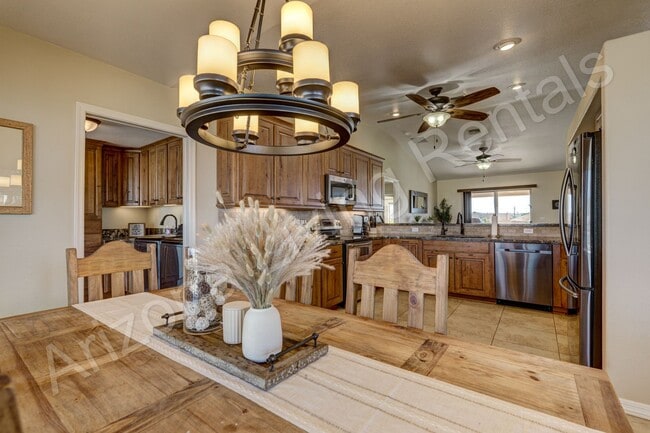 Building Photo - 2450 Angler Dr