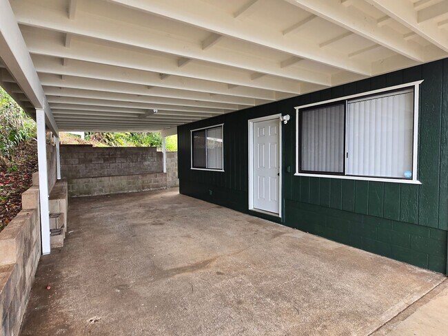 Building Photo - Comfortable 2-Bedroom 1 bath Cottage in Quiet Kula Neighborhood