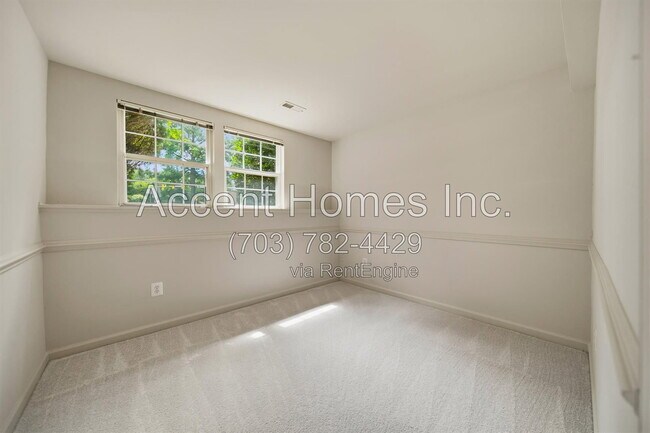 Building Photo - 6514 Osprey Point Ln