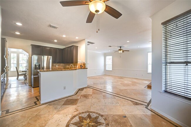 Building Photo - 11906 Dinosaur Valley Dr