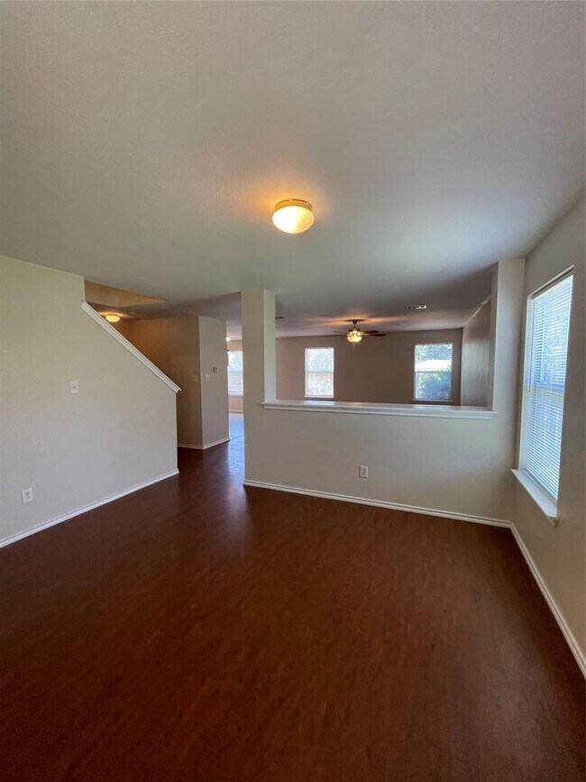 Building Photo - 11816 Plains Valley Dr