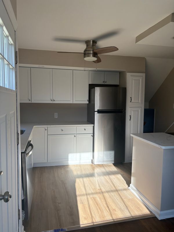 Building Photo - 8 Lynch Farm Dr