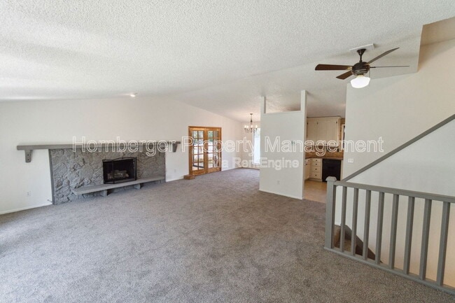 Building Photo - 5806 W Pacific Park Dr