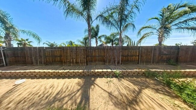 Building Photo - 13677 Golden Eagle Ct