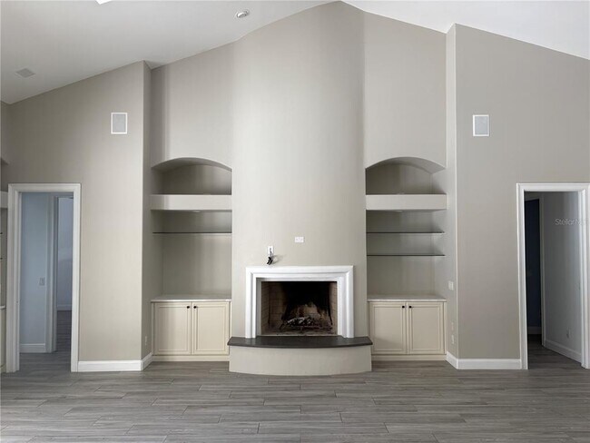 Building Photo - 3265 Hidden Lake Dr