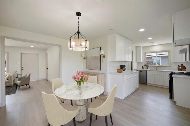 Primary Photo - 4022 Marlborough Dr