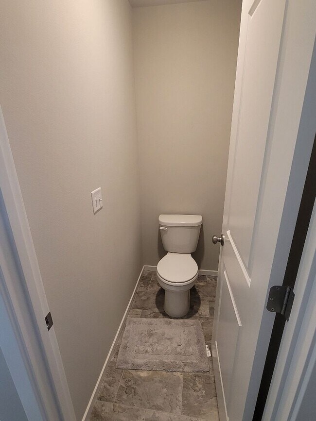 Building Photo - Edgewood home for rent - 4 bedroom 3 bath ...