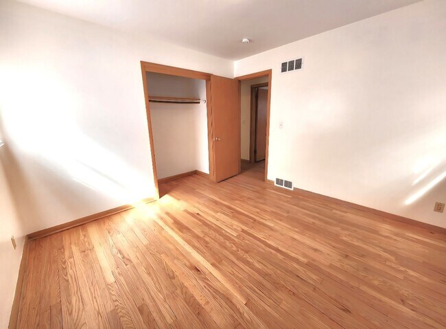 Building Photo - 4272 N 91st St