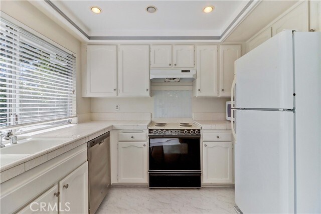 Building Photo - 3285 San Amadeo