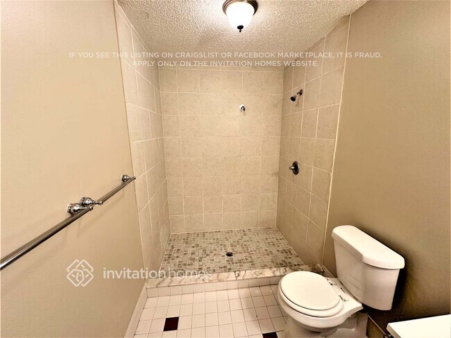 Building Photo - 1336 Waterway Cove Dr