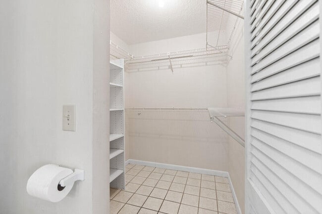 Building Photo - 13485 Orchid Ct