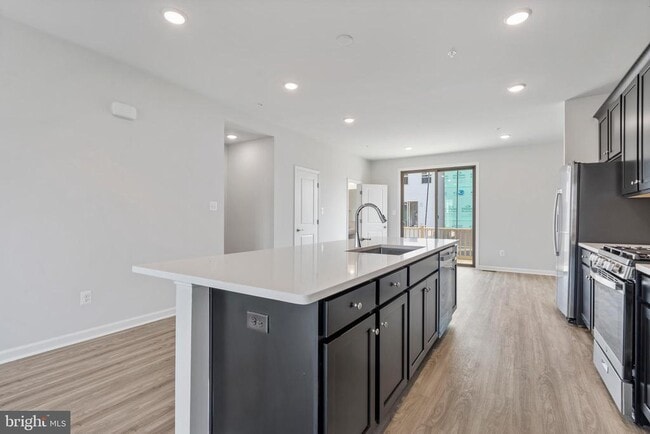 Building Photo - 12606 BRANCH HOLLOW Ln