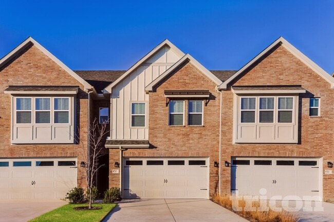 Building Photo - 3027 Whitetail Ln