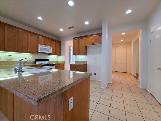 Building Photo - 31022 Nice Ave