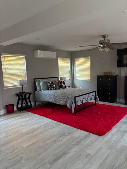 Building Photo - 6245 Cracklingtown Rd