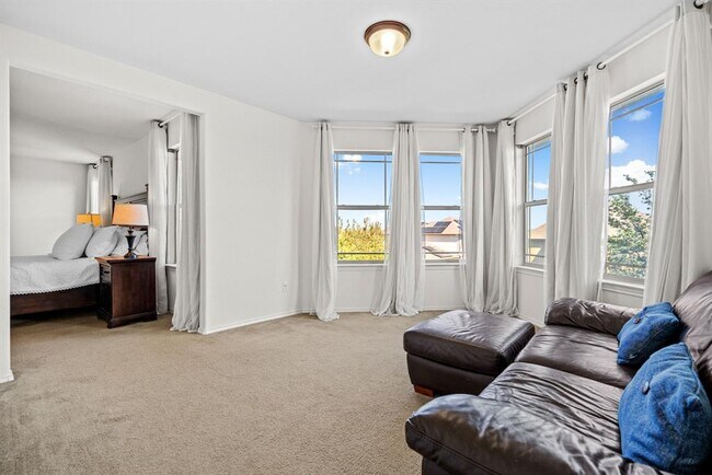 Building Photo - 122 Mancos Dr