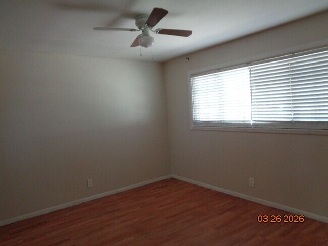 Building Photo - East Lancaster One Story Offering 1260 sq. ft.