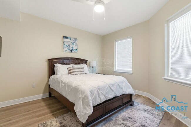 Building Photo - 2668 Beach Blvd