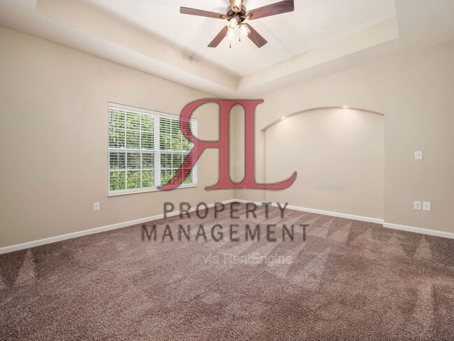 Building Photo - 719 Wintergreen Wy