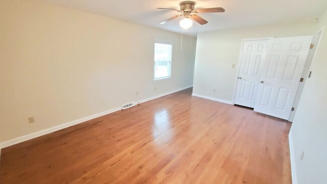 Building Photo - Spacious 3 bedroom 2 bathroom in Gastonia