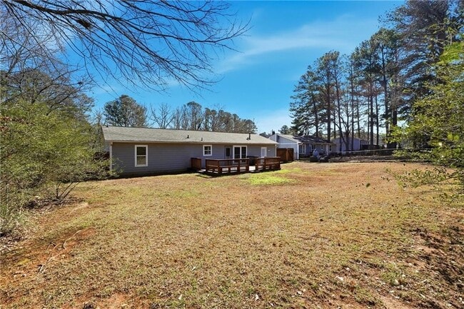 Building Photo - 2535 Ridgecrest Dr NW