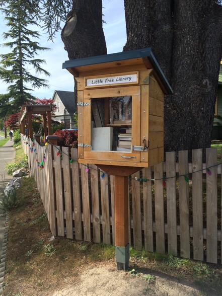 Building Photo - 2726-101 Eldridge Ave