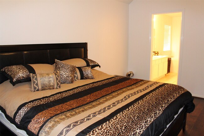 Building Photo - 2507 Liza Ct