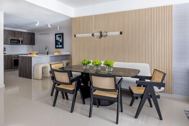 Building Photo - 488 NE 18th St