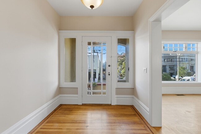 Building Photo - San Francisco Charm with Modern Upgrades