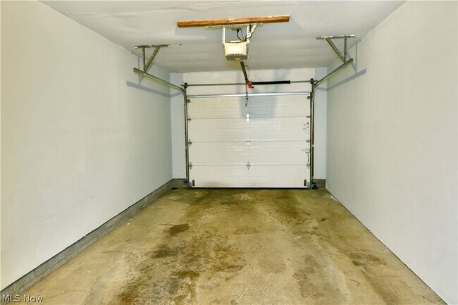 Building Photo - 2237 Cadwallader Sonk Rd