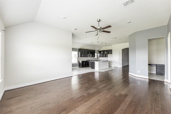 Building Photo - 10907 Birchwood Knl Ct